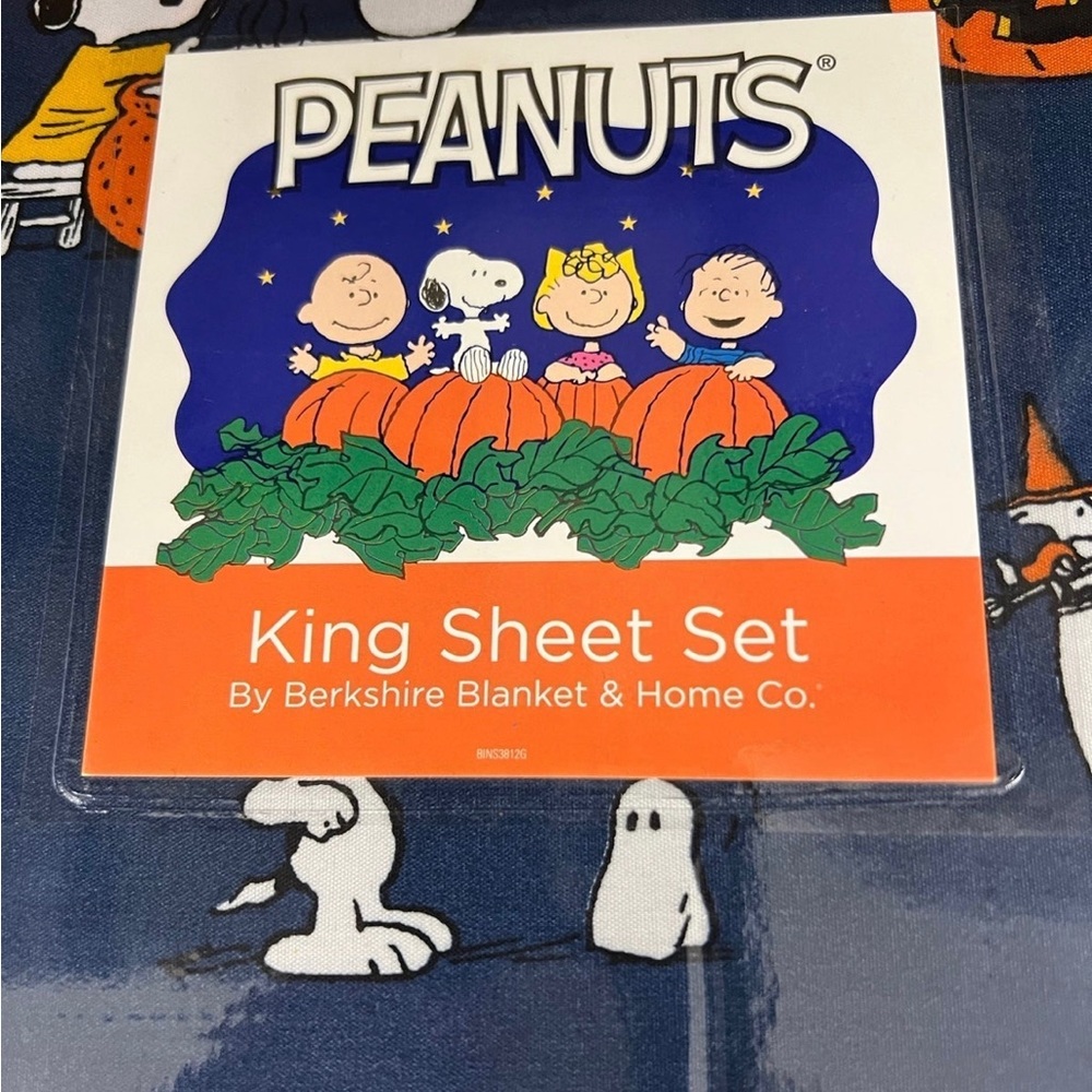 King Snoopy Halloween Sheets